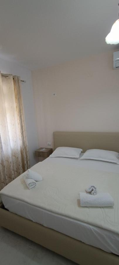 Eljos House Permet Hotel Ngoại thất bức ảnh