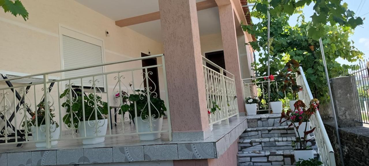 Eljos House Permet Hotel Ngoại thất bức ảnh