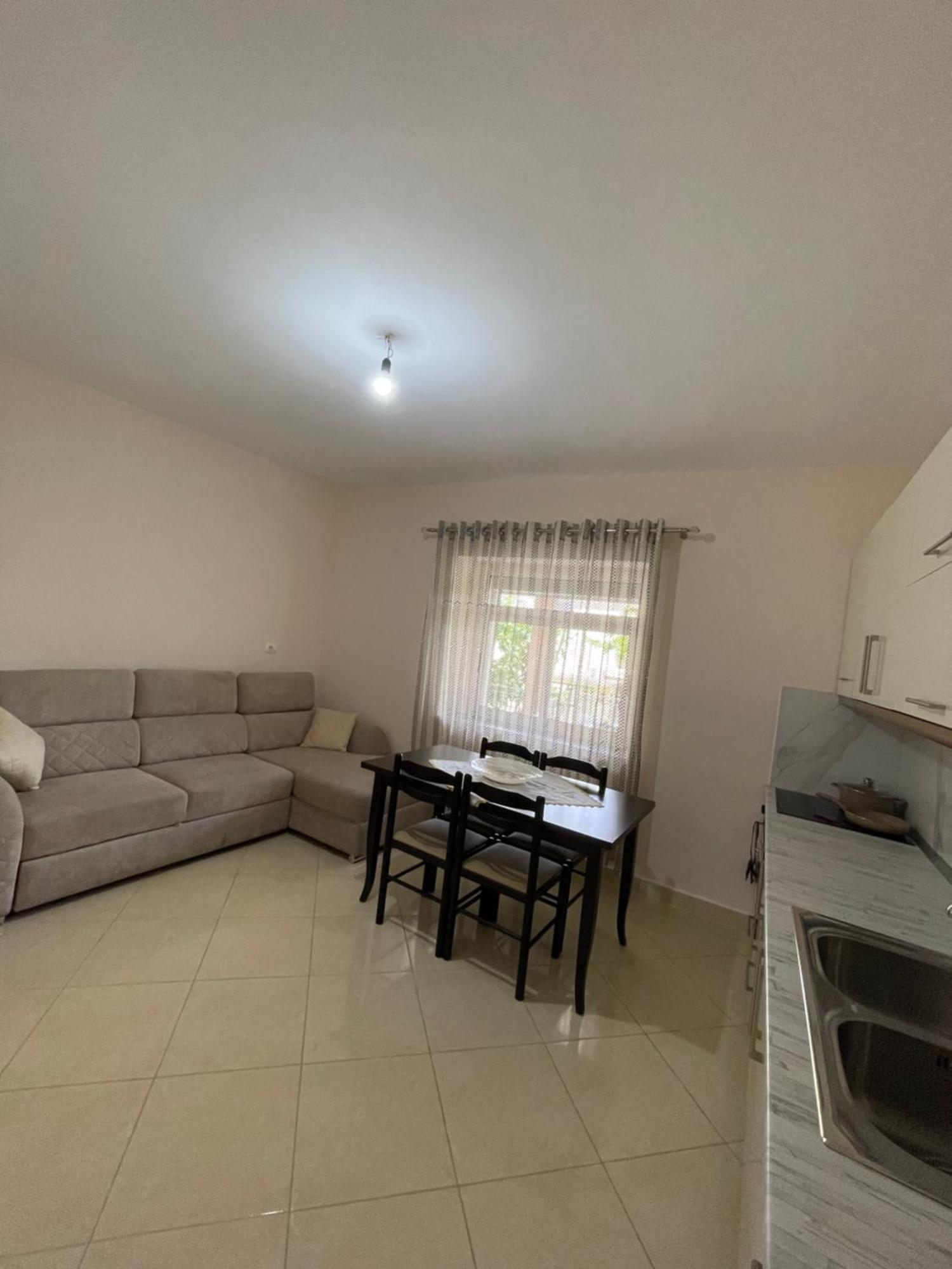Eljos House Permet Hotel Ngoại thất bức ảnh